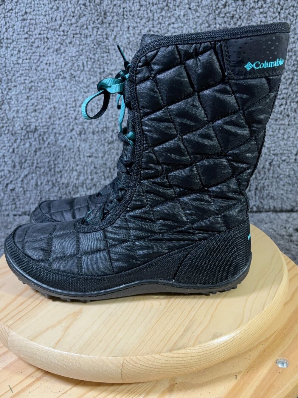 Columbia Boots Minx Mid II Omni-Heat Womens Size 9 Waterproof 200 Gram Insulated
